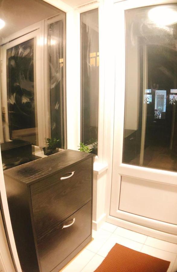 Comfortable Double Bedroom Lovely Bungalow * Manchester